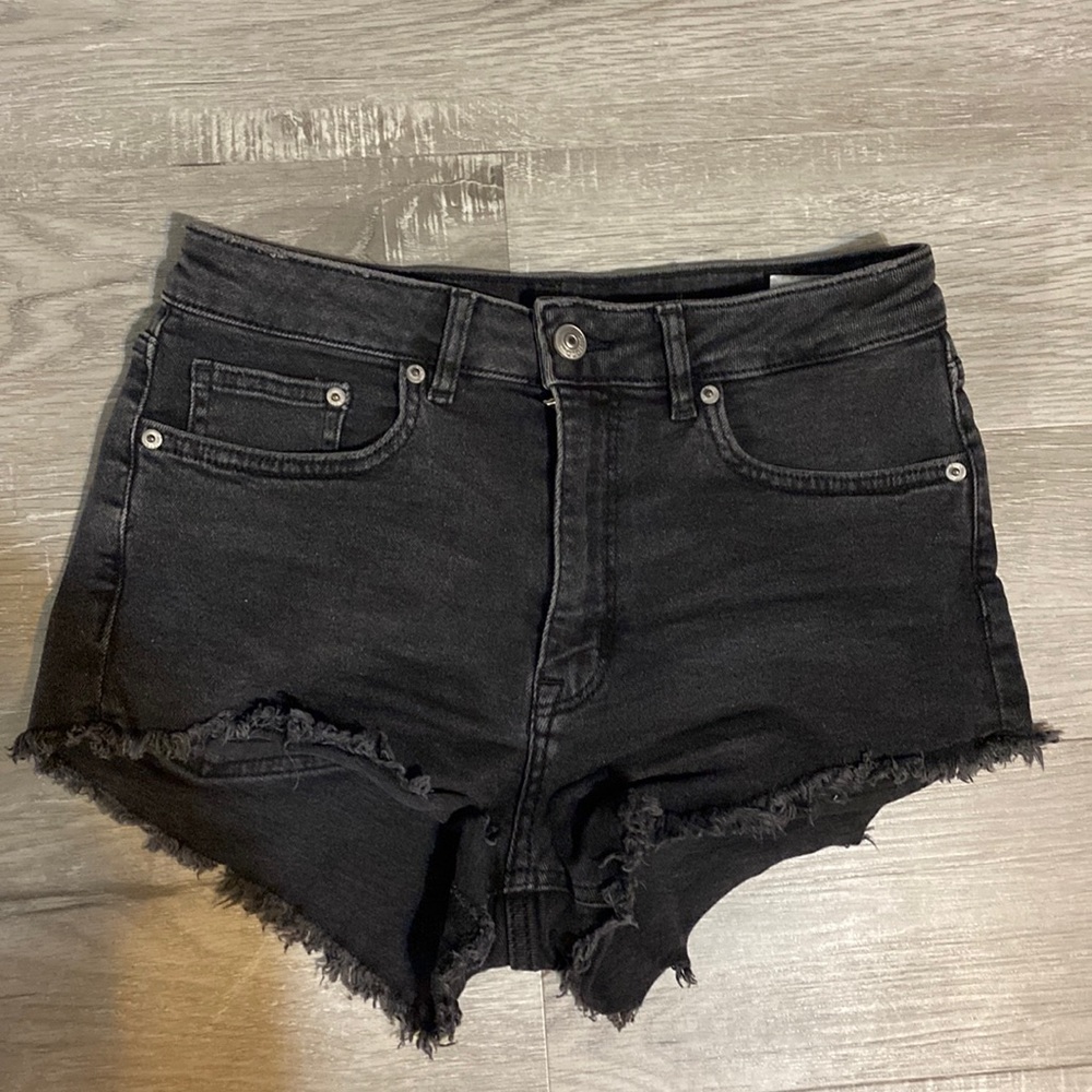 H&M shorts